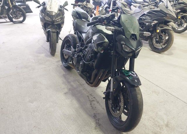 2025 KAWASAKI Z900