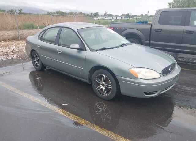 2006 FORD Taurus