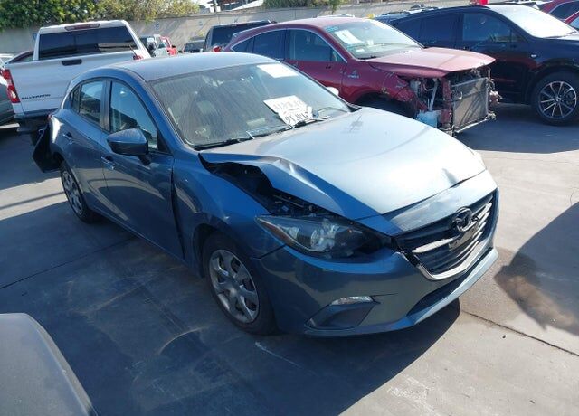 2014 MAZDA Mazda3