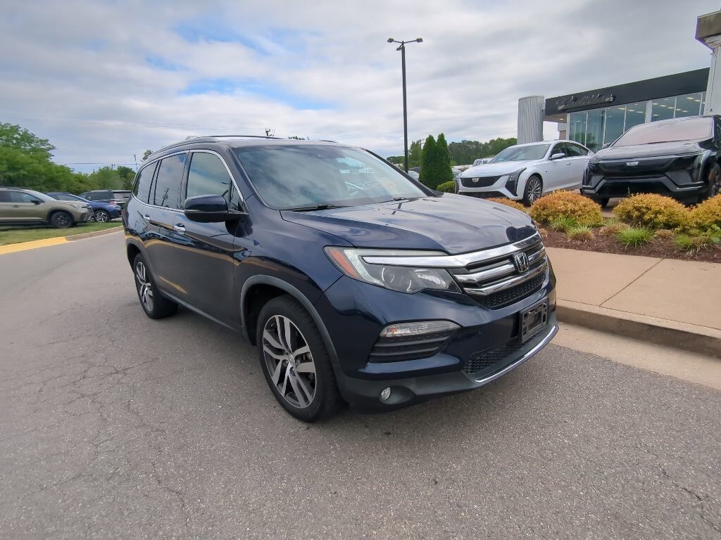 2017 HONDA Pilot