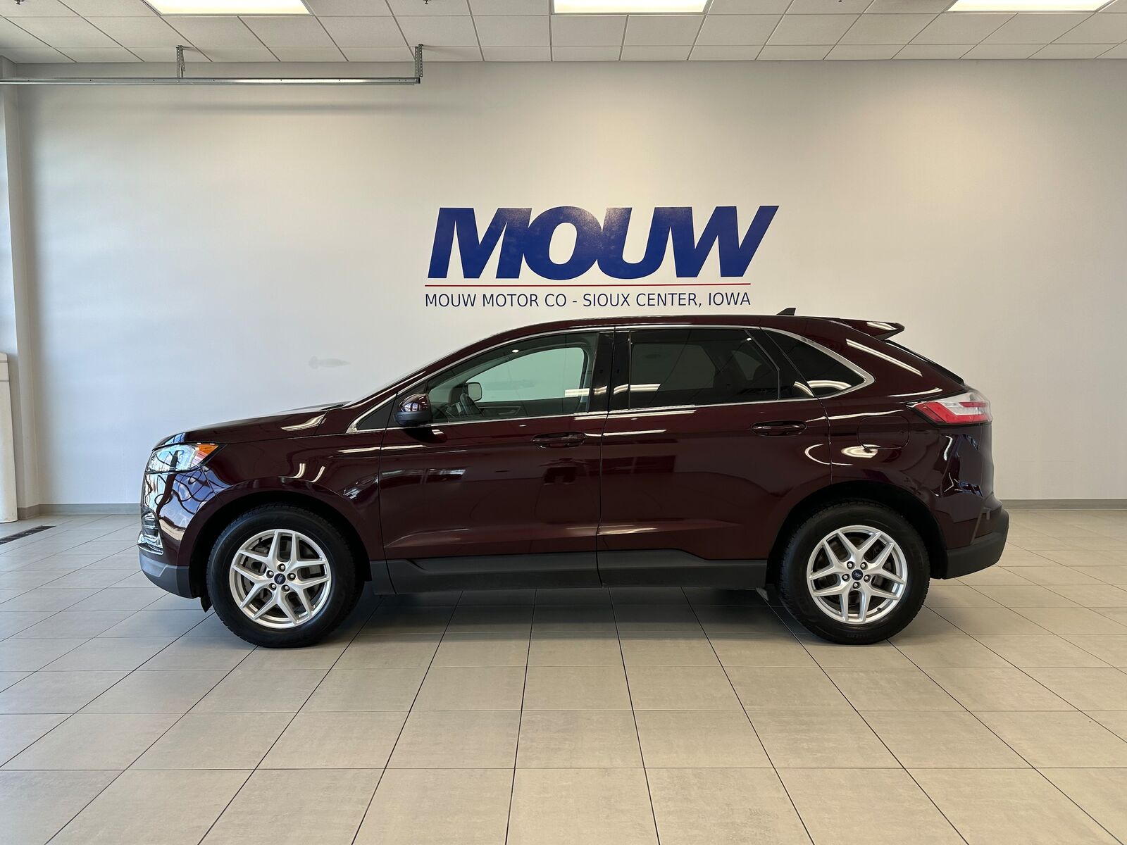 2022 FORD Edge