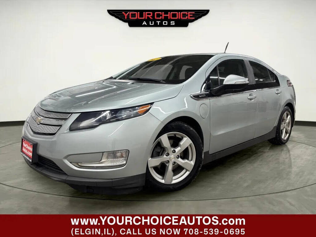 2013 CHEVROLET Volt