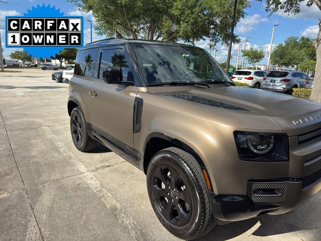2021 LAND ROVER Defender