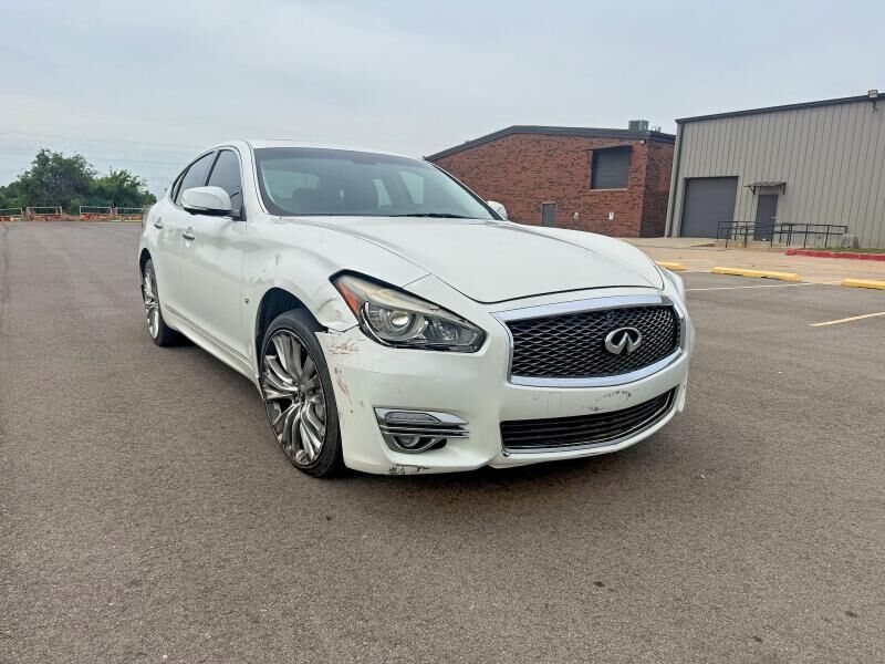 2018 INFINITI Q70