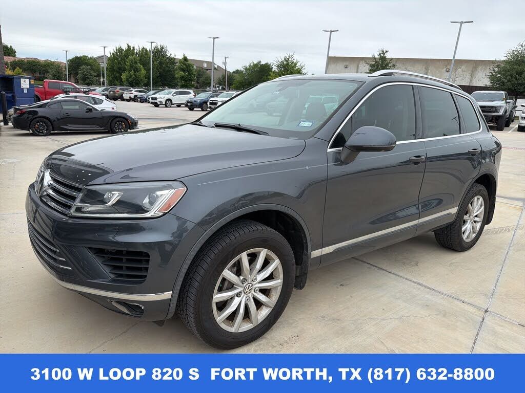 2015 VOLKSWAGEN Touareg