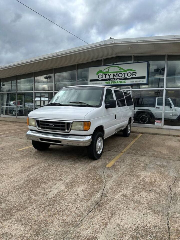 2003 FORD E-350
