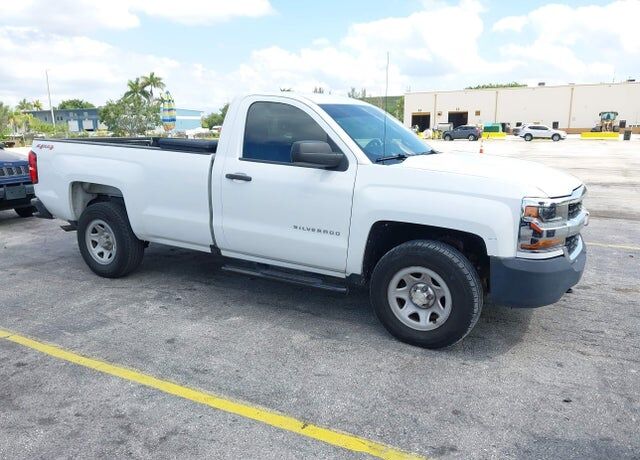 2017 CHEVROLET Silverado
