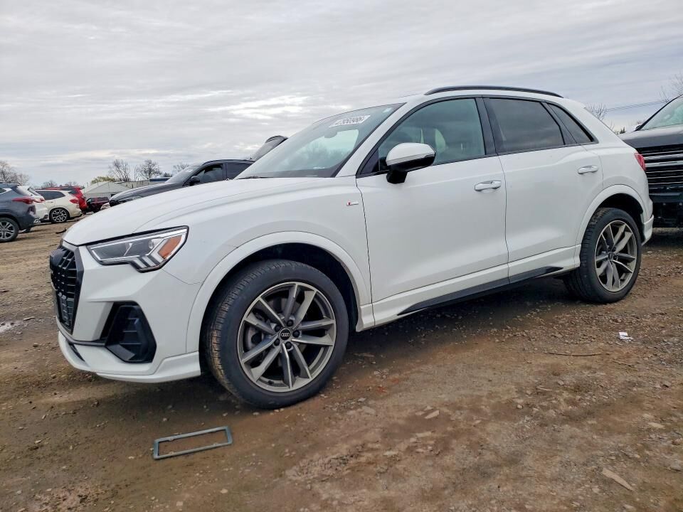 2023 AUDI Q3