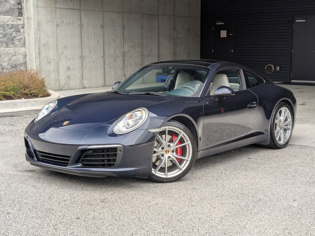 2018 PORSCHE 911