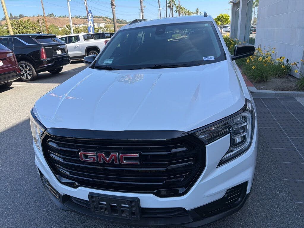2023 GMC Terrain
