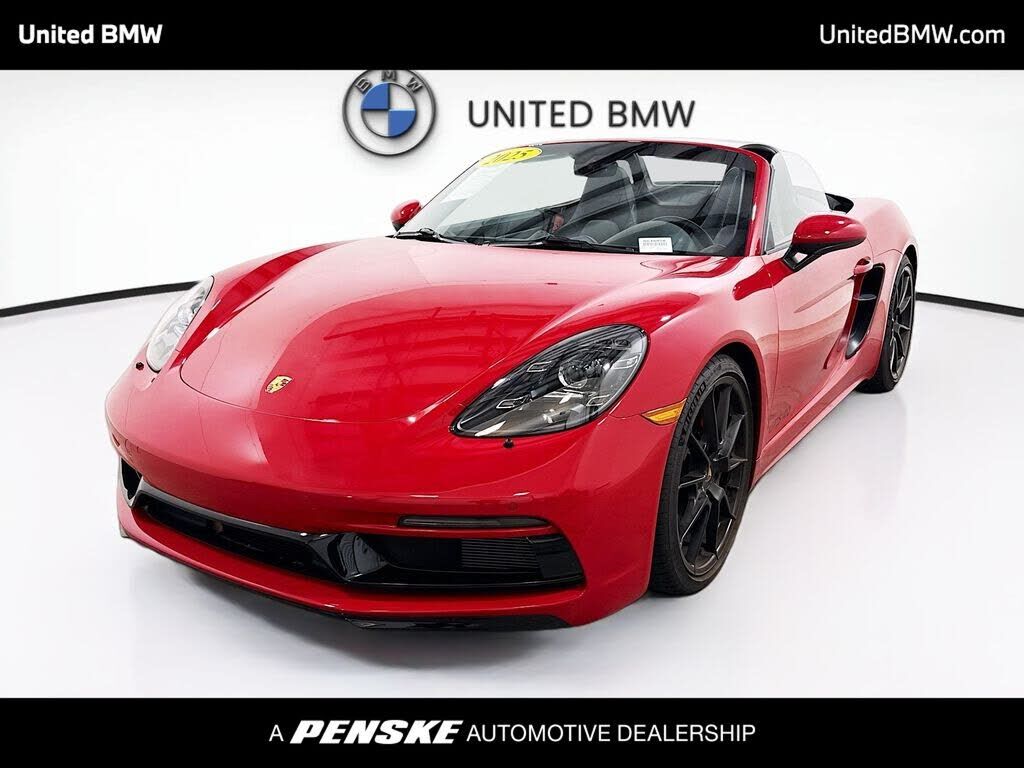 2025 PORSCHE 718