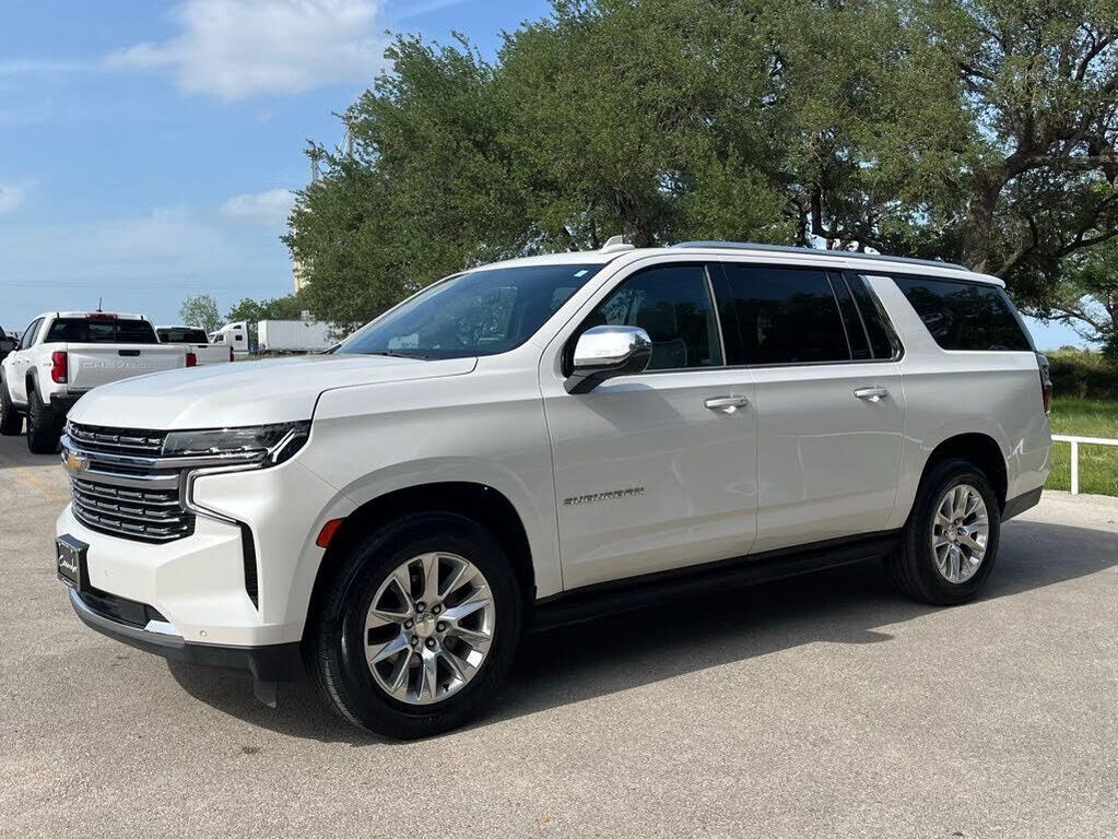 2022 CHEVROLET Suburban