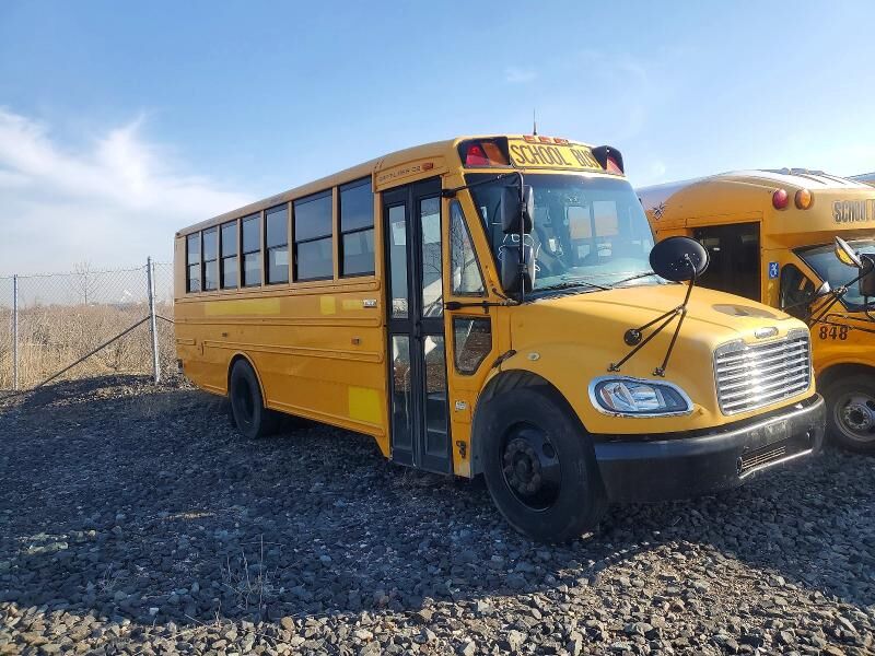 2014 FREIGHTLINER B2 Bus Chassis