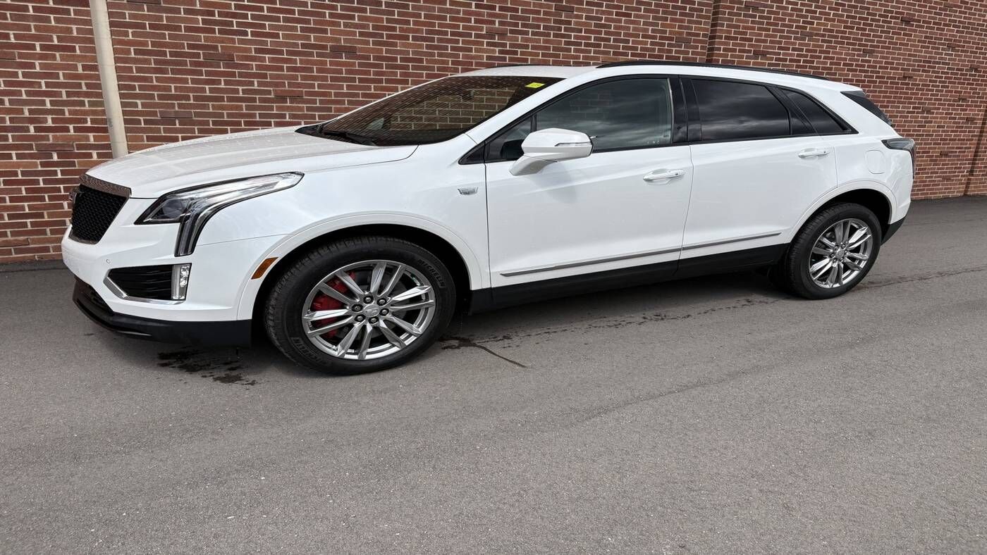 2022 CADILLAC XT5