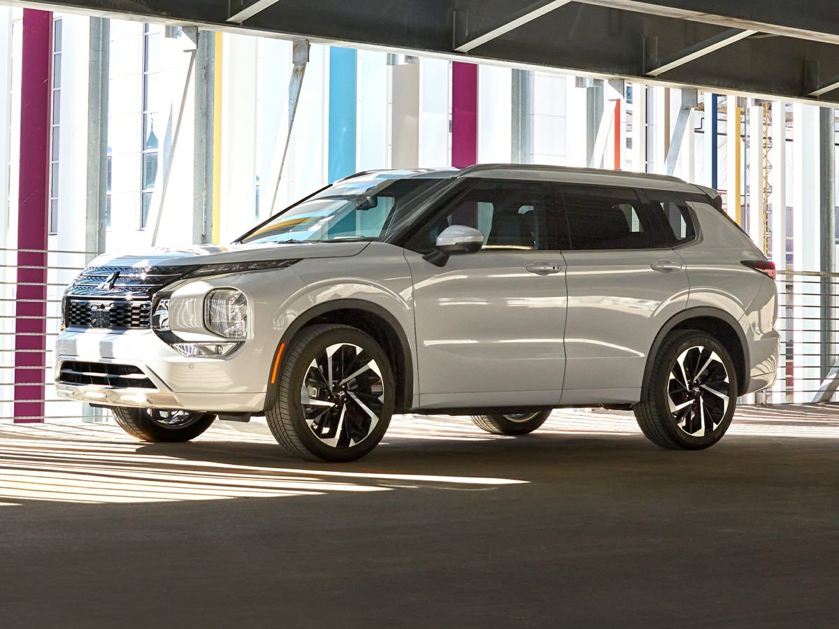 2022 MITSUBISHI Outlander