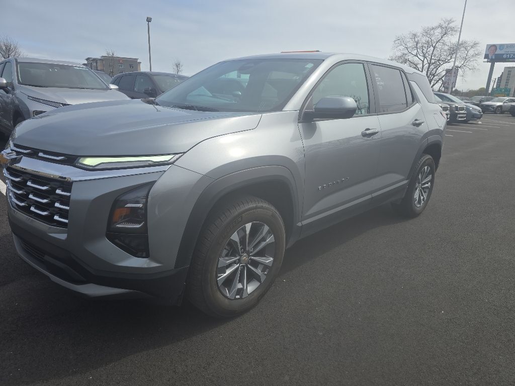 2025 CHEVROLET Equinox