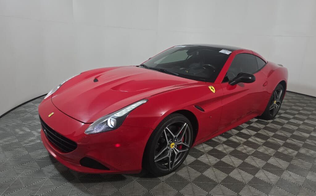 2017 FERRARI California T