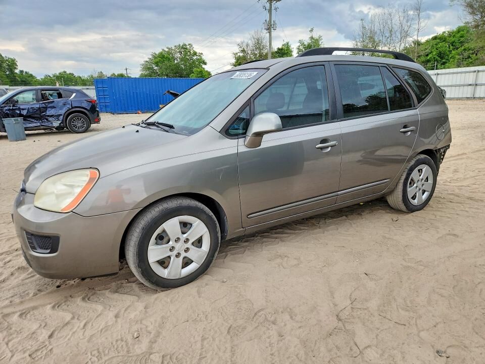 2009 KIA Rondo
