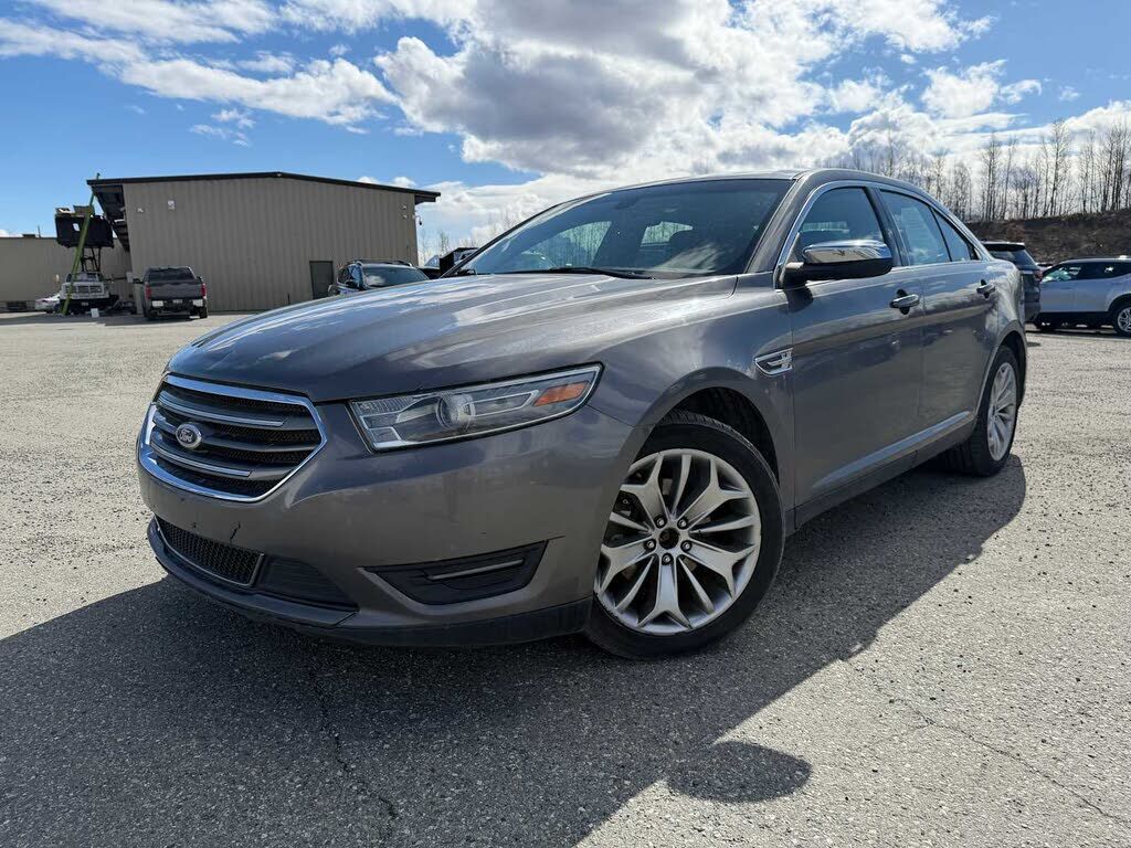 2013 FORD Taurus