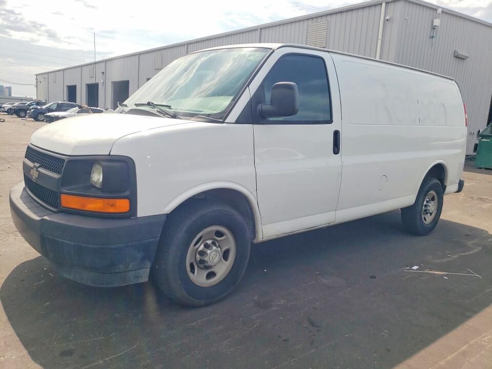 2017 CHEVROLET Express