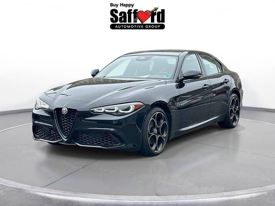 2025 ALFA ROMEO Giulia