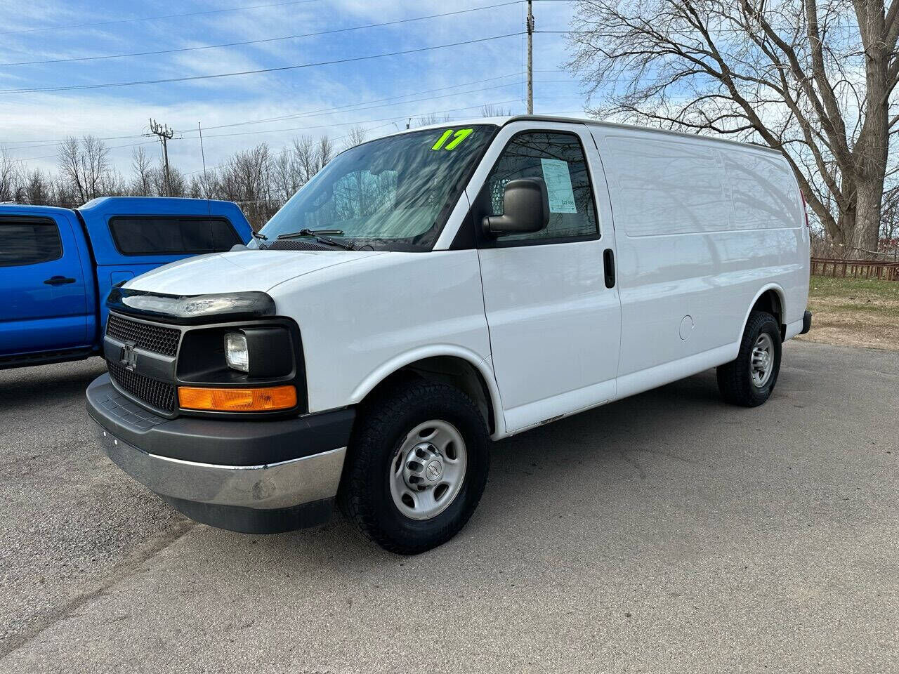 2017 CHEVROLET Express