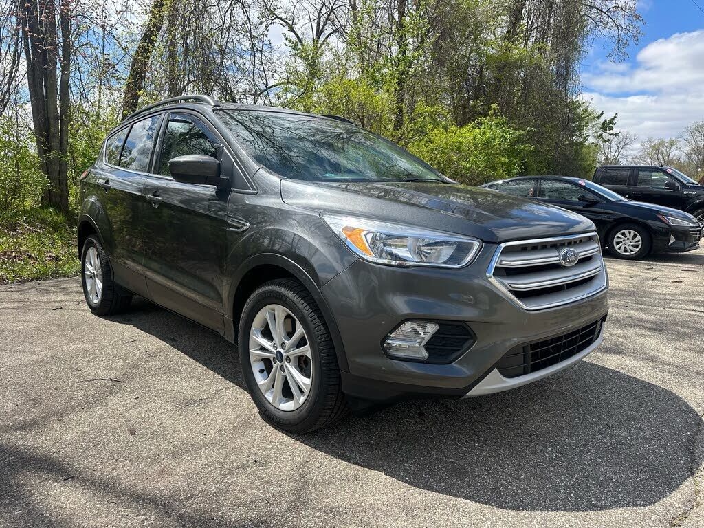 2018 FORD Escape