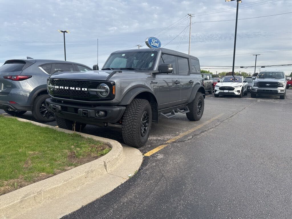 2023 FORD Bronco