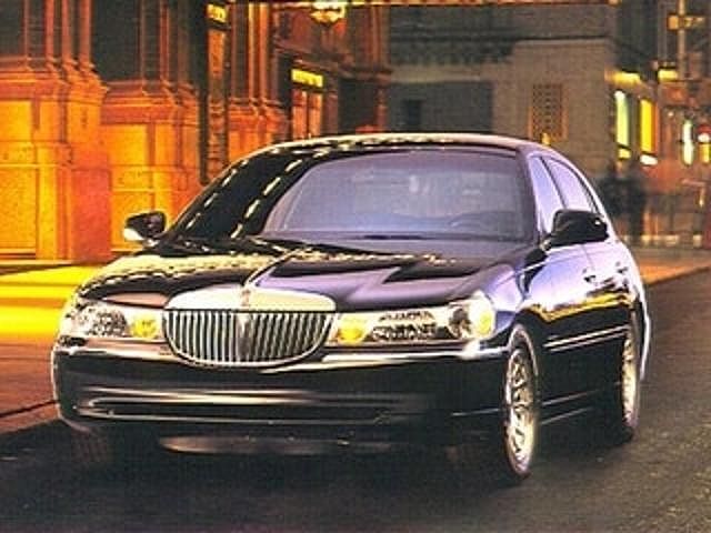 1999 LINCOLN Town Car