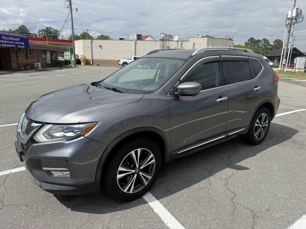 2017 NISSAN Rogue