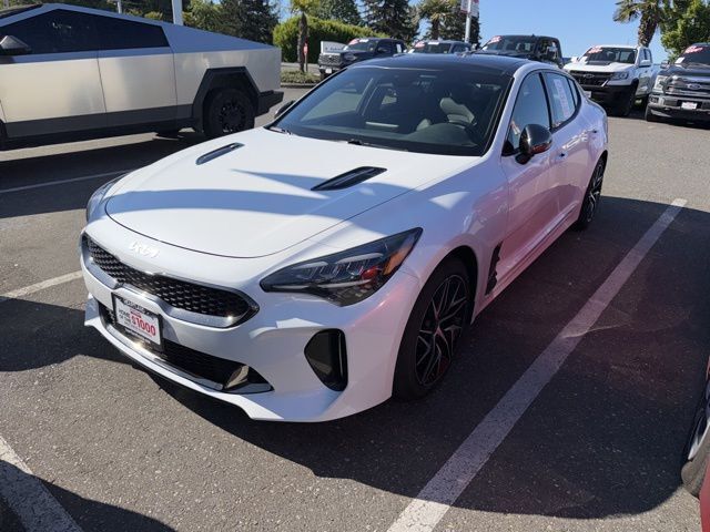 2022 KIA Stinger