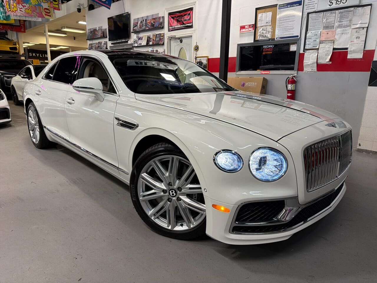 2023 BENTLEY Flying Spur