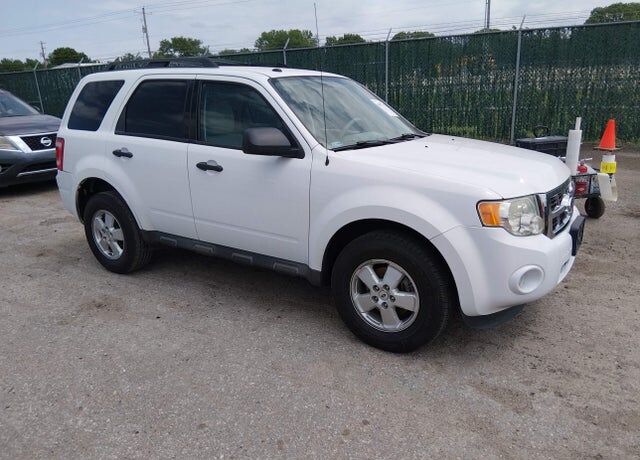 2011 FORD Escape