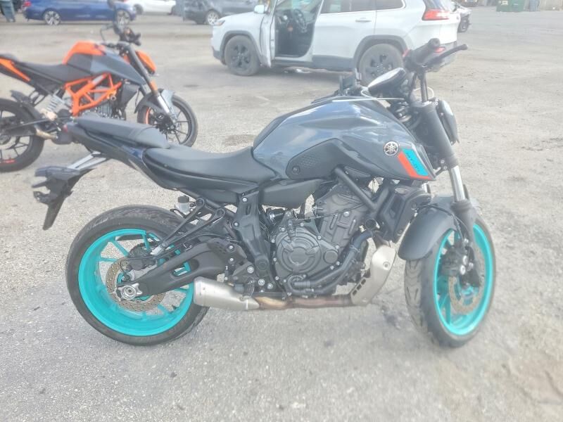 2022 YAMAHA MTN690