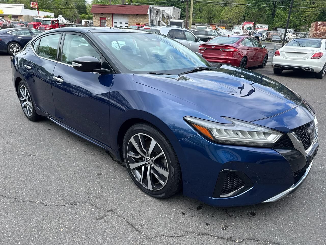 2019 NISSAN Maxima