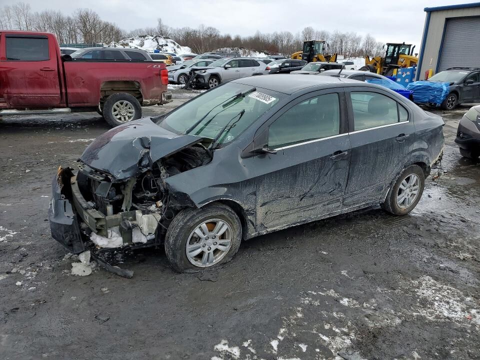 2014 CHEVROLET Sonic