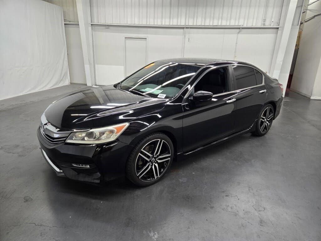2017 HONDA Accord