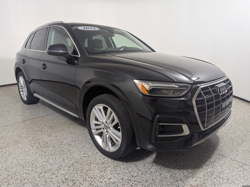 2023 AUDI Q5