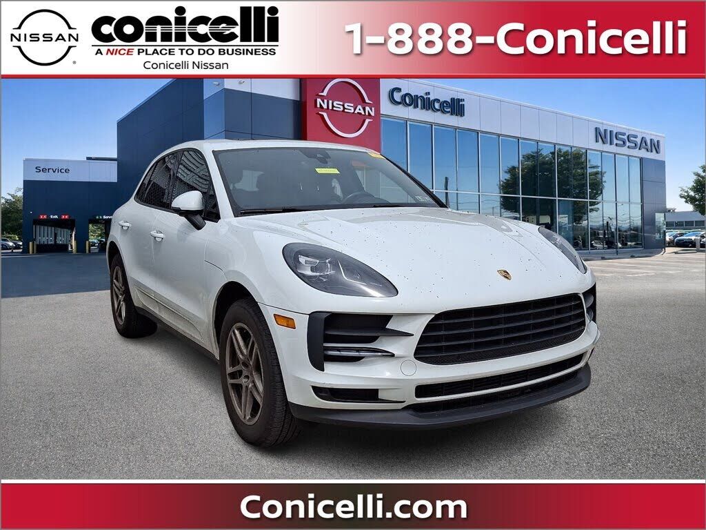 2019 PORSCHE Macan