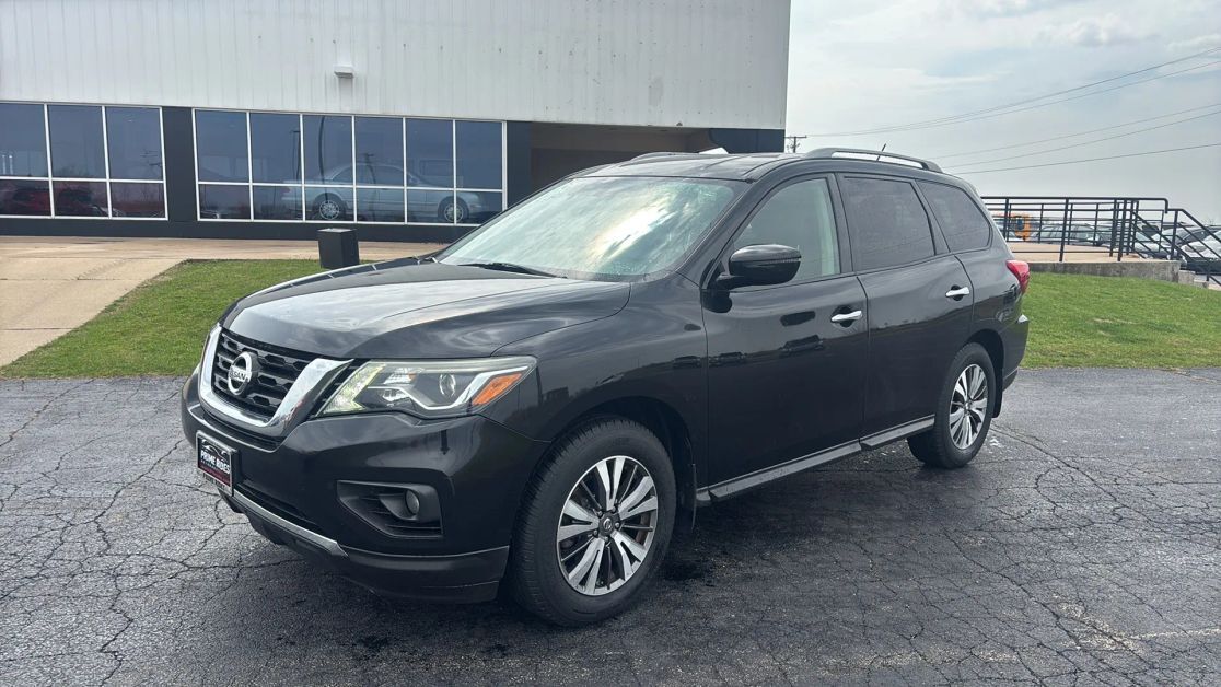 2017 NISSAN Pathfinder