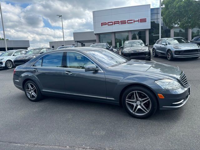 2010 MERCEDES-BENZ S-Class