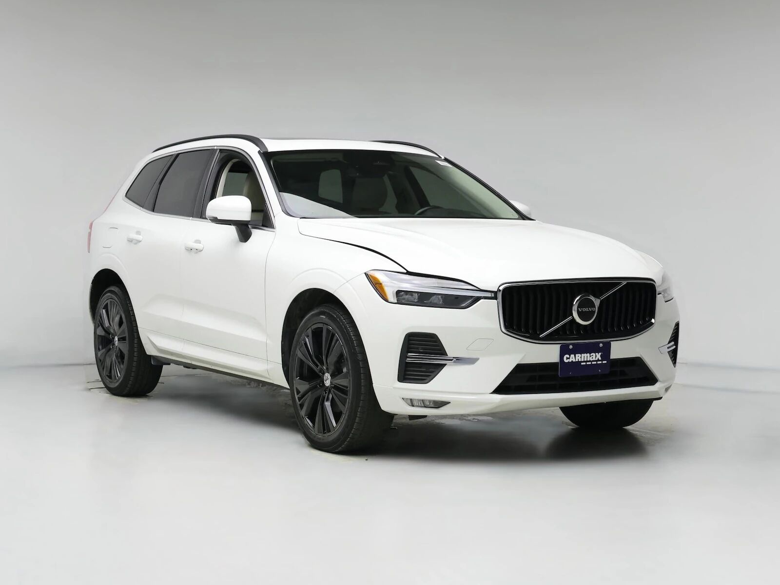 2022 VOLVO XC60