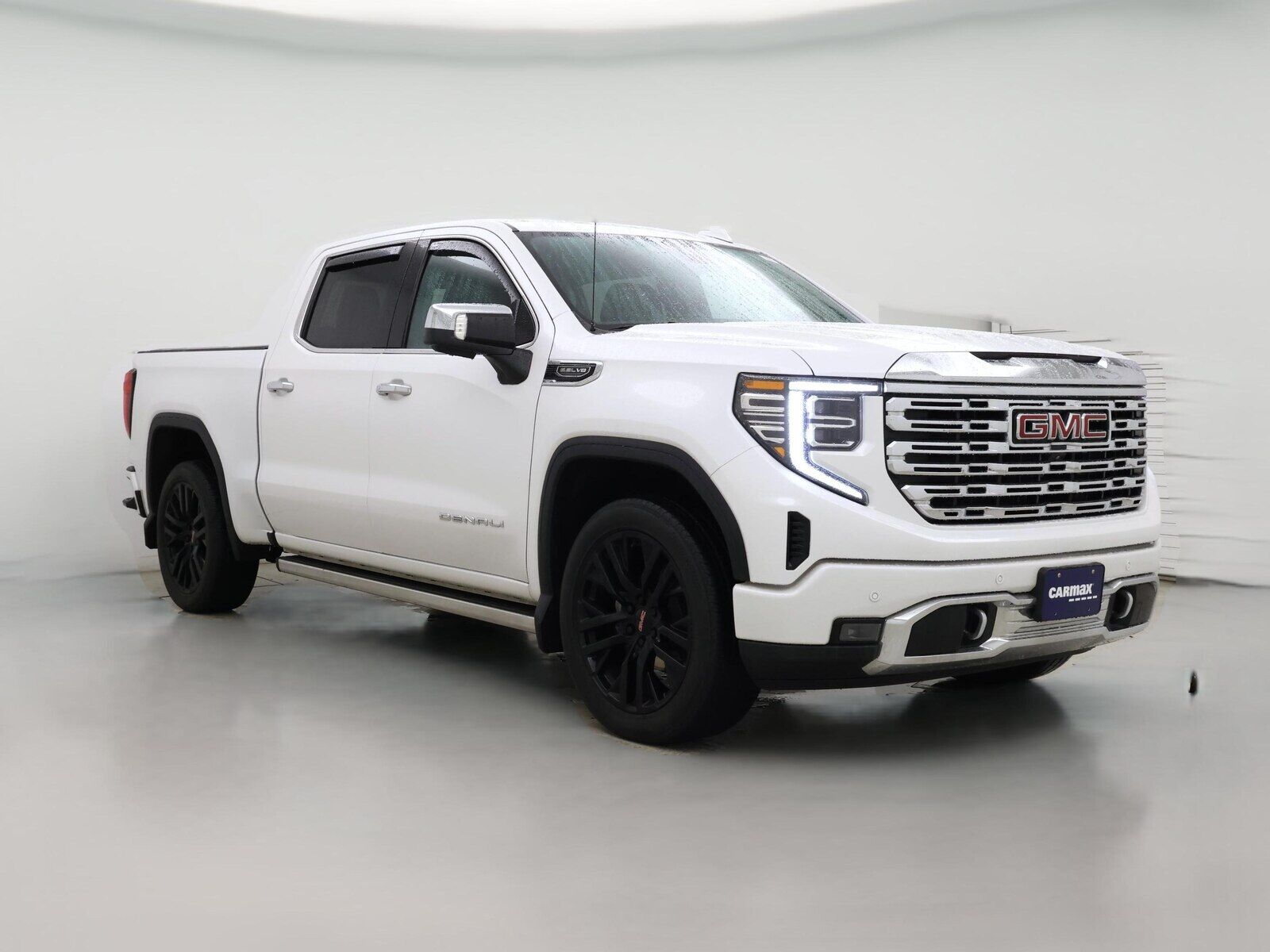 2023 GMC Sierra
