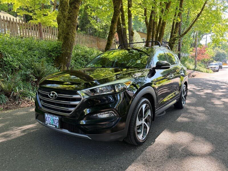 2016 HYUNDAI Tucson