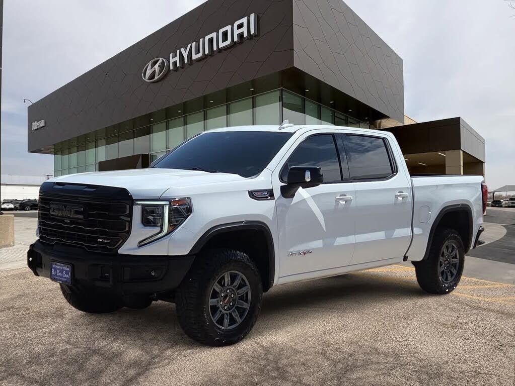 2024 GMC Sierra