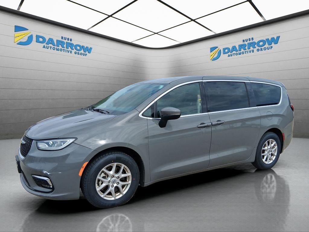 2023 CHRYSLER Pacifica