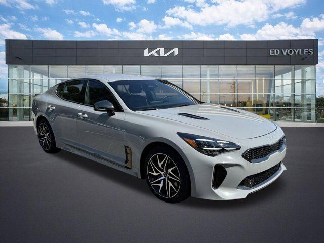 2022 KIA Stinger