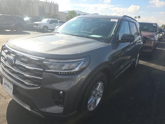 2025 FORD Explorer