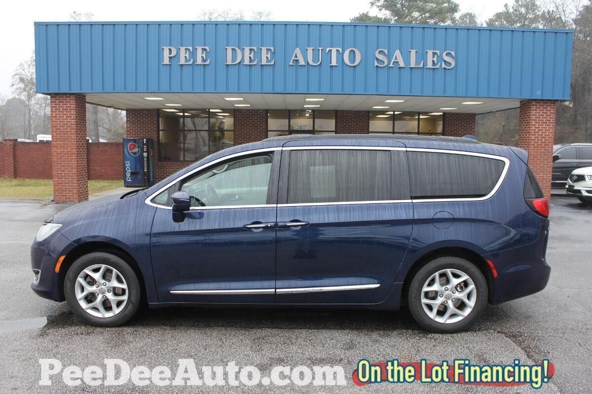 2017 CHRYSLER Pacifica