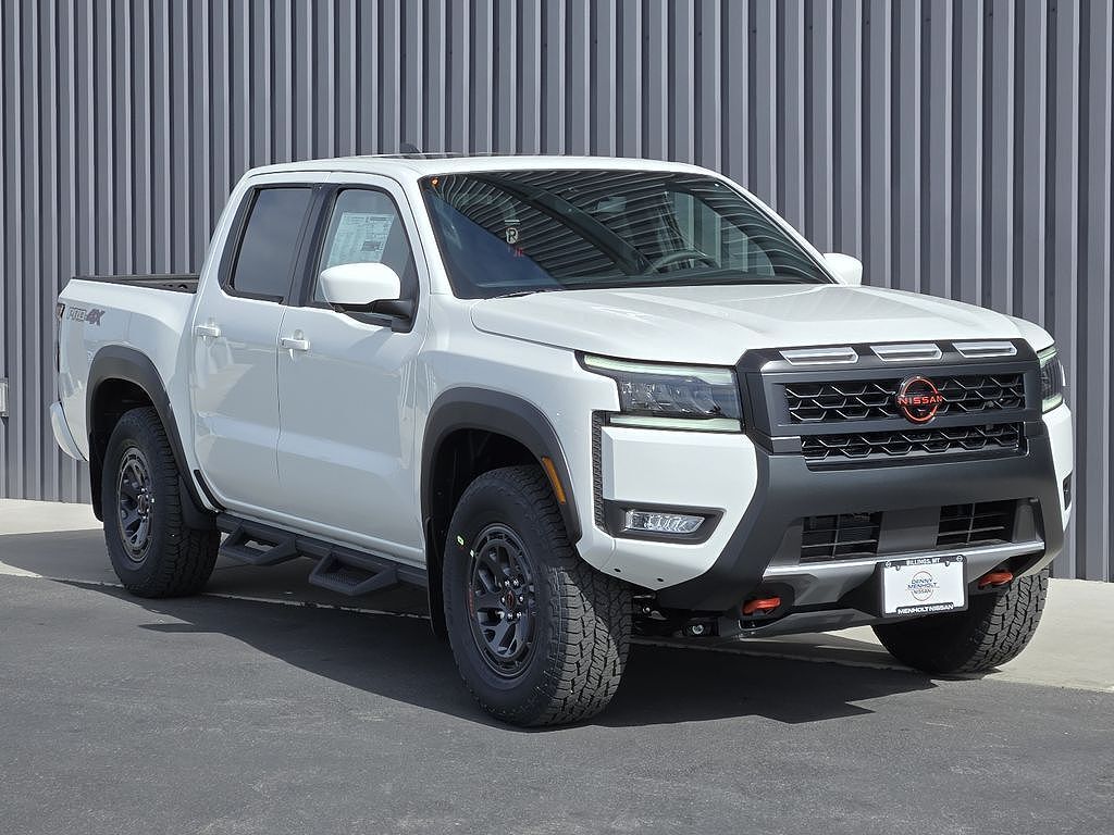 2026 NISSAN Frontier